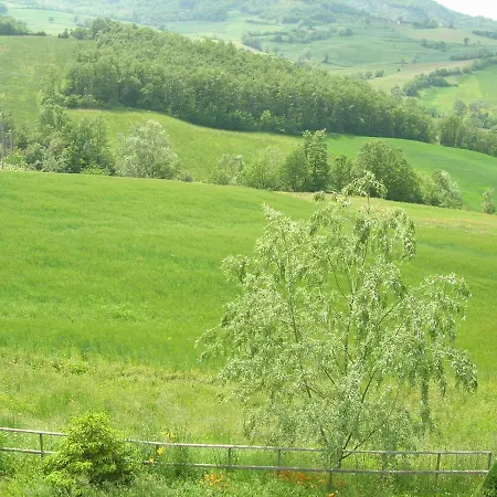 Casina Indipendente .circondata Dal Verde, Vista Sulle Colline. Relax E Confort. Ferienhaus *