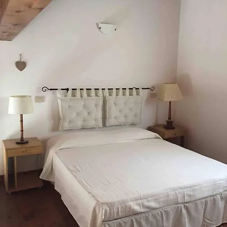 Casina Indipendente .circondata Dal Verde, Vista Sulle Colline. Relax E Confort. Ferienhaus *