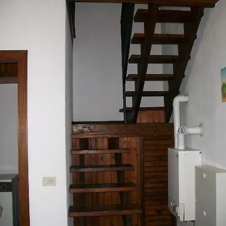 Ferienhaus Casina Indipendente .circondata Dal Verde, Vista Sulle Colline. Relax E Confort. *